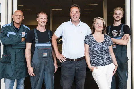 Teamfoto van Voorthuijzen